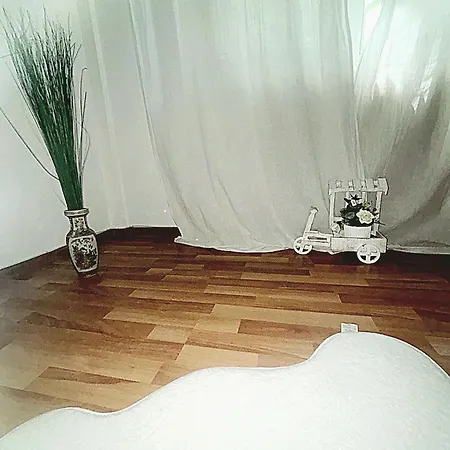 Sun Gold Sleep & Go 公寓 *